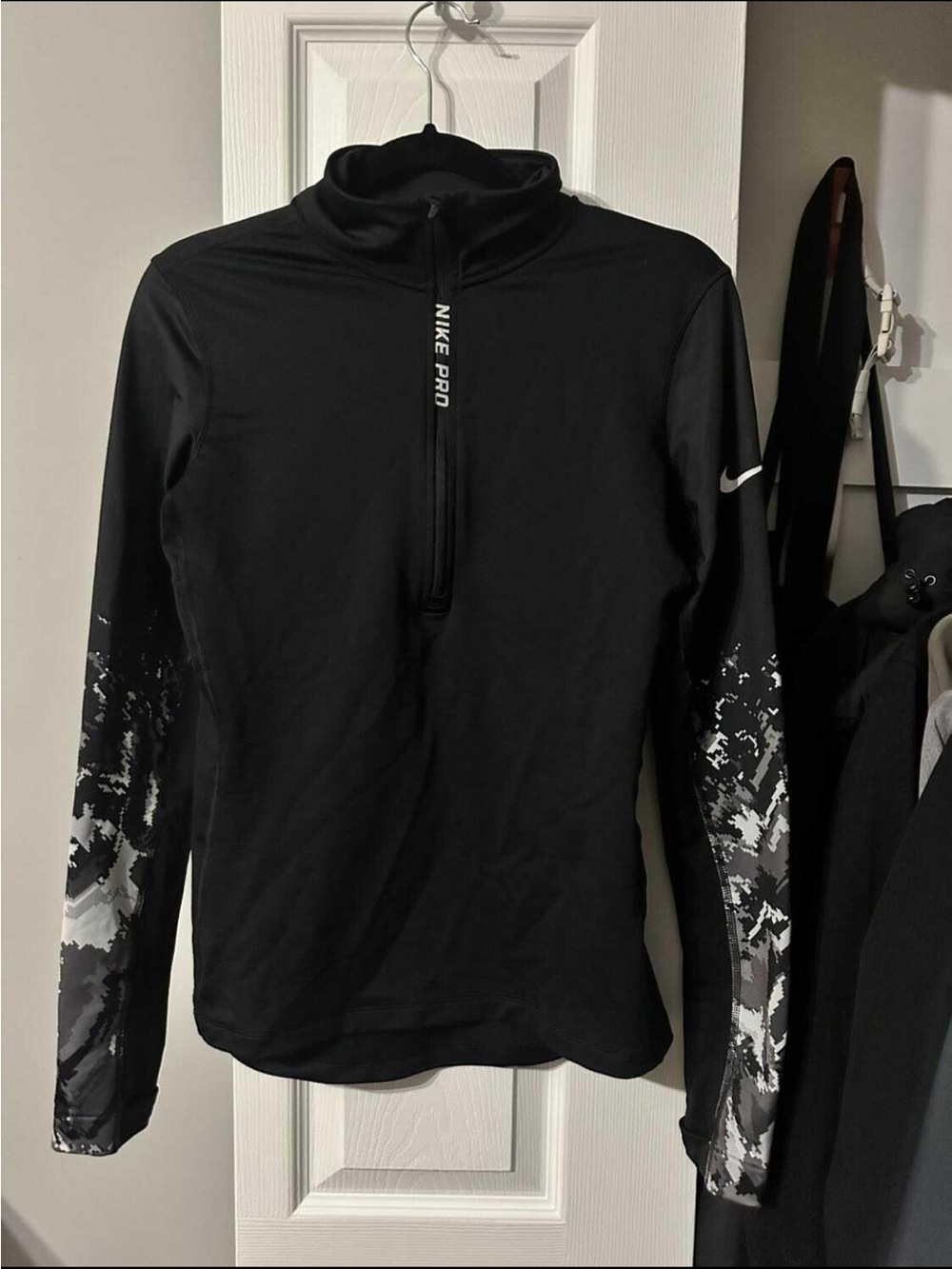 Nike Pro Black Hyperwarm Training Top